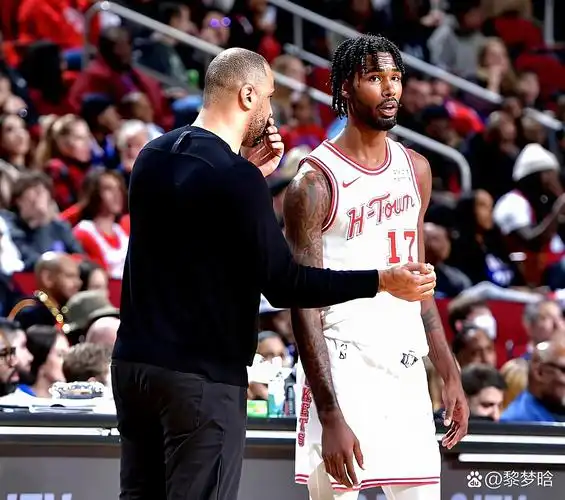 活塞超市开张！斯图尔特被摆上货架，NBA交易市场再起波澜
